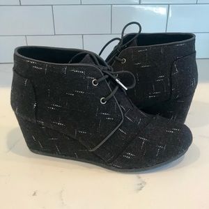 Toms Black Dot Wool Desert Wedge Bootie